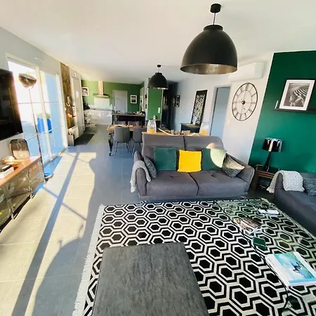 Biscaraibes Holiday home