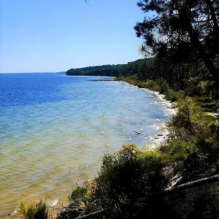 Biscaraibes بيت للعطل